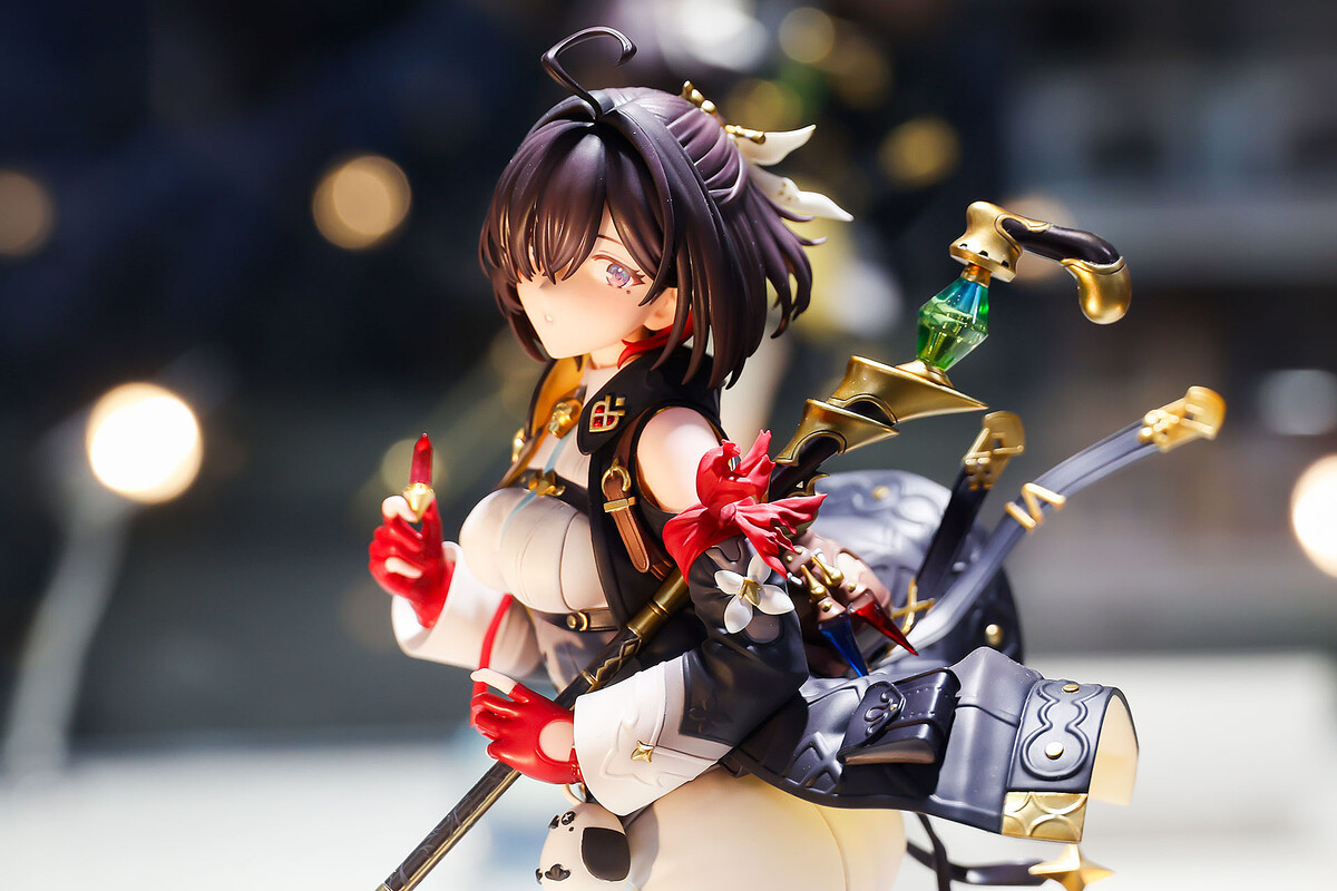 ユミア・リースフェルト1/7スケールフィギュア DX版 限定販売】ユミア