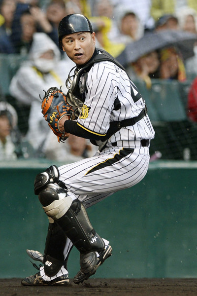 人的補償の呼び方はどうなのか」。鶴岡一成が語る経験者の気持ち