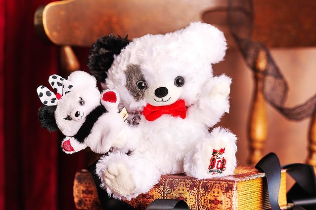 ユニベアシティ 10th Anniversary ピンバッジセット ユニベアシティ