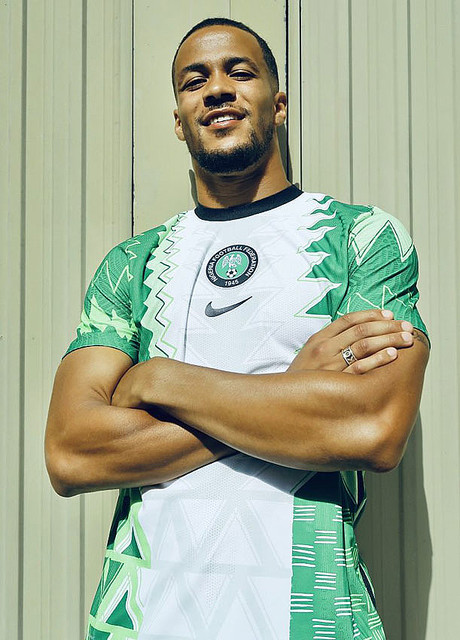 ナイジェリア代表、ついに話題の新ユニフォームが発売！「噂のアパレル