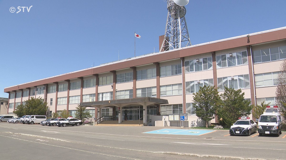 マフラーで姉の首を絞め殺害しようとしたか、無職の男を逮捕 北海道