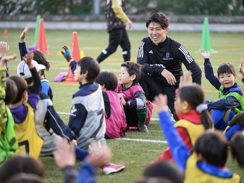 元日本代表が月謝無料のサッカー教室を開校