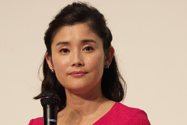 石田ひかり