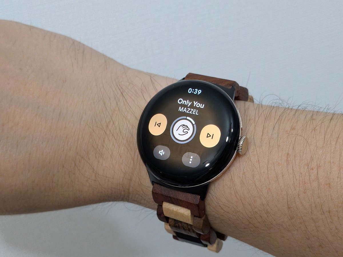 片手ジェスチャーが利用できる場面ではアイコンで通知