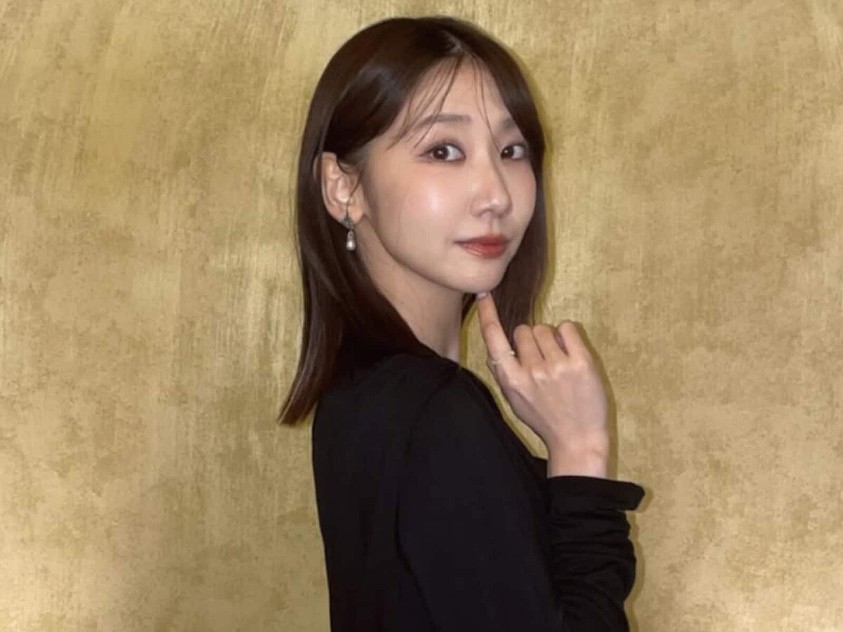 元AKB48の柏木由紀さんは4月9日、自身のInstagramを更新。圧巻のスタイルが際立つ黒ドレス姿を公開し、反響を呼んでいます。(サムネイル画像出典:柏木由紀さん公式Instagramより)