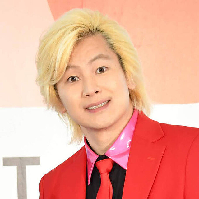 
          �����졼��������ƣ�ʤĤȤΥ���ӷ������ˡȥ�����ѡɤ�����ͳ�˶ä�������ʹ�������Ȥʤ�����
        