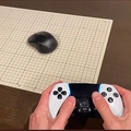 PS5のコントローラーで動かすマウス（提供：君塚史高さん）