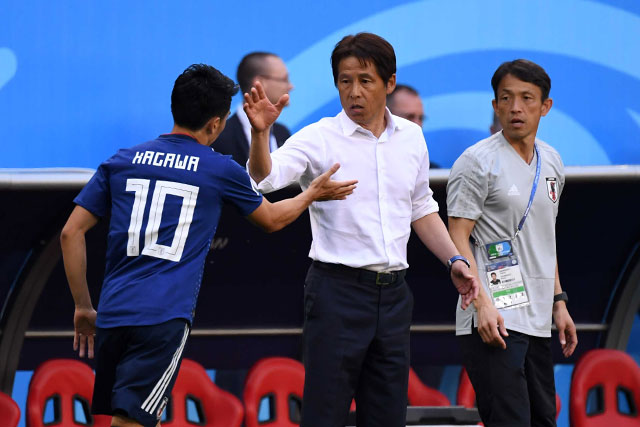 西野朗監督と香川真司(撮影:岸本勉/PICSPORT)