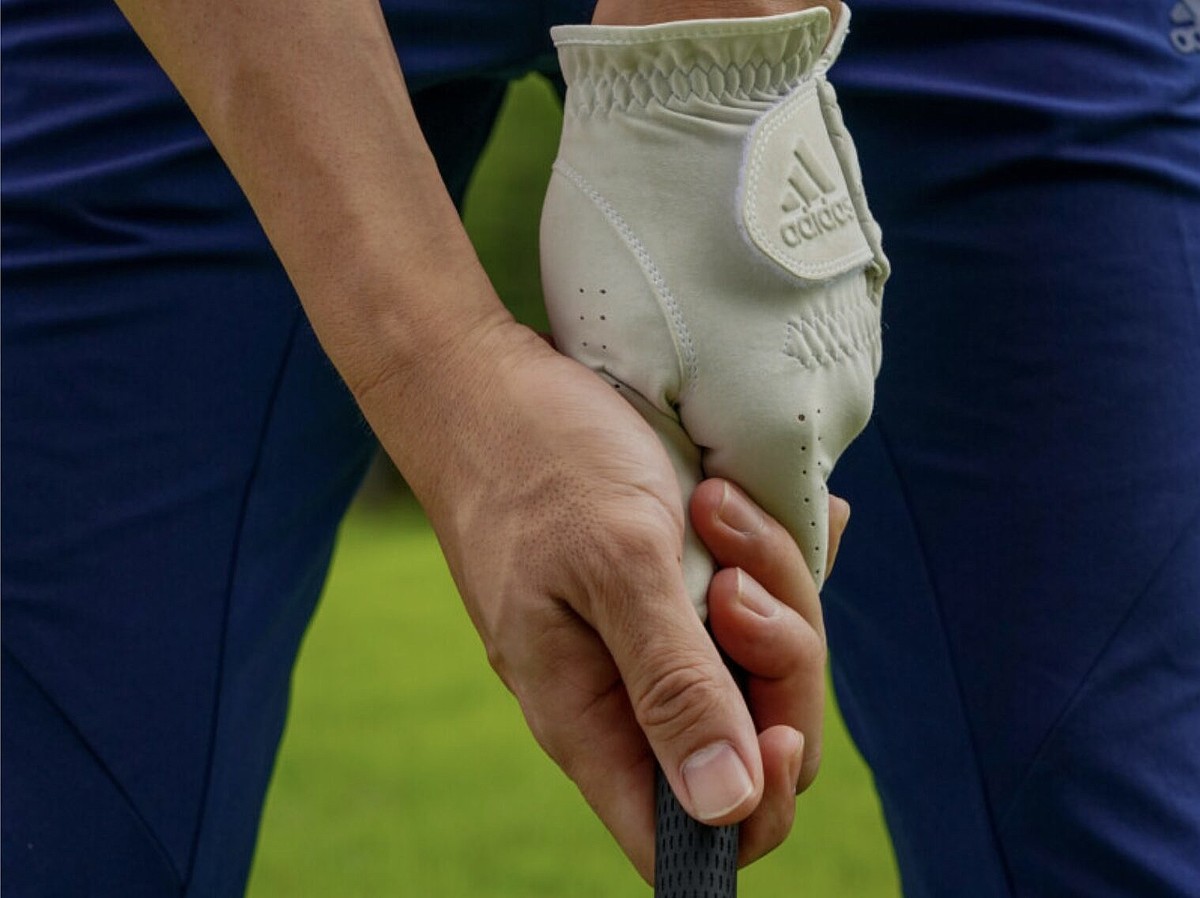 ニュートラルな正しいグリップってどれ？アマチュアはまず構えを見直すべき