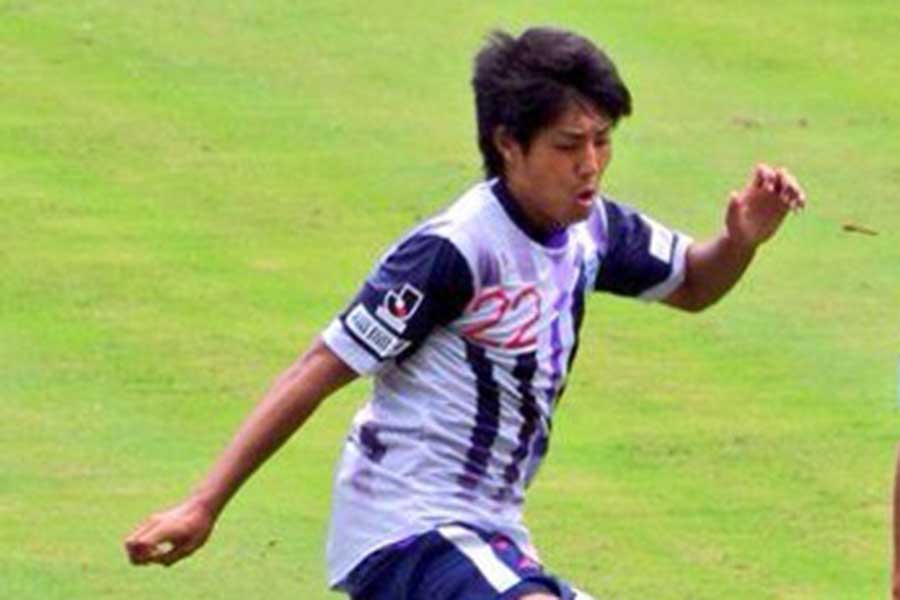 福岡時代の野崎雅也【写真:本人提供】