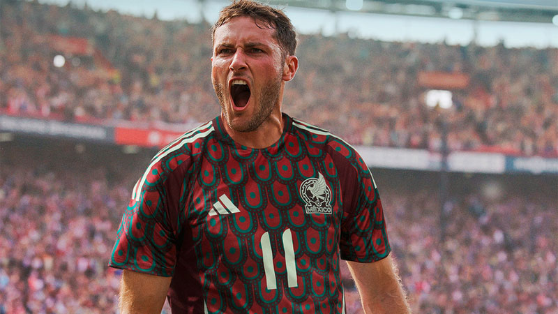 今回も強烈！メキシコ代表、「鷲の羽」デザインの新ユニフォーム発表