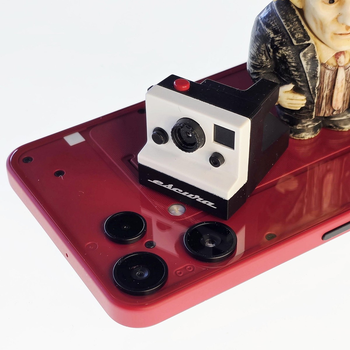 エモい写真が撮れる「ミニデジタルカメラ」その外観に尽きる