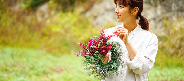 おうちで簡単に作れる クリスマスリース の作り方 フラワーアーティストが伝授 Peachy ライブドアニュース