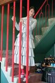 うちわで隠し切れない！ド迫力ボディ全...