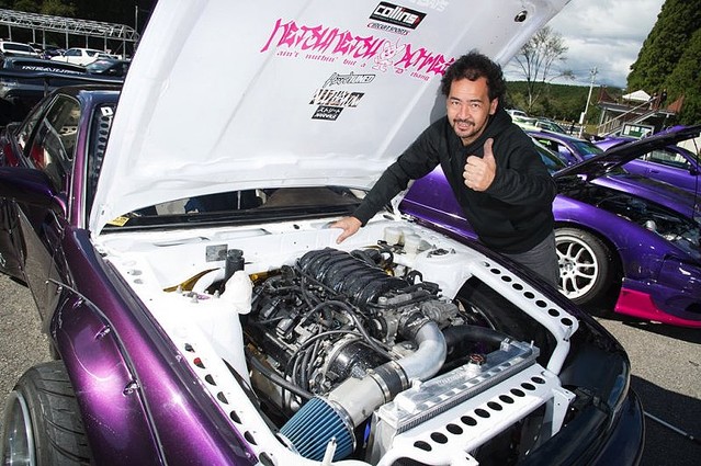 SUKEKAWA AUTO BODY シルビア-S13-】セルシオV8エンジン搭載の左