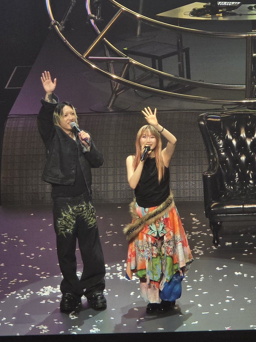 『YOASOBI HALL TOUR 2025 WANDARA』熊本公演（撮影＝渡辺彰浩）