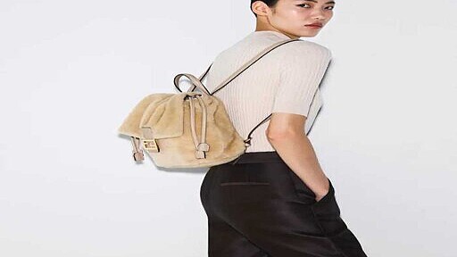 フェンディ】新作バックパックが登場♡上質レザーと洗練デザイン