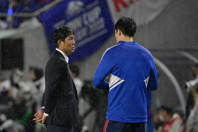 チュニジア戦に臨んだ、森保一監督　（撮影：浦正弘／PICSPORT）