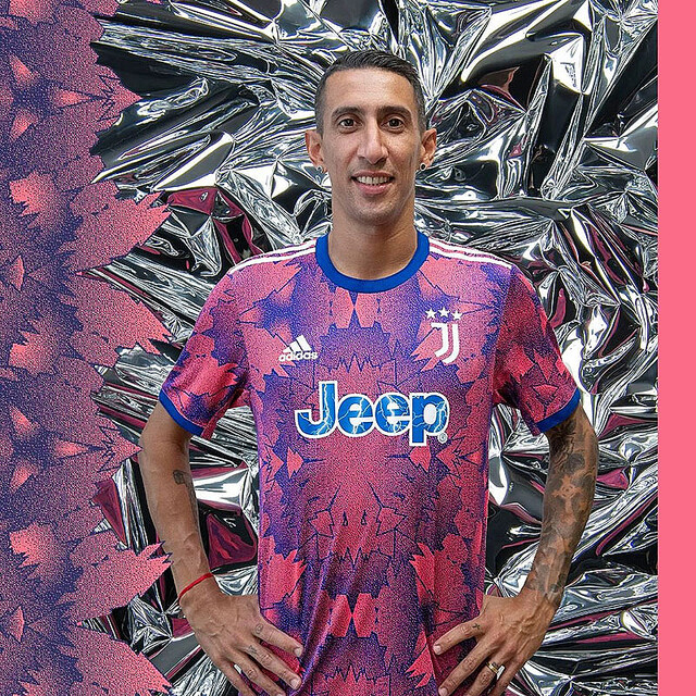 ユヴェントス、22-23新サードユニフォーム発表！「万華鏡の世界」を