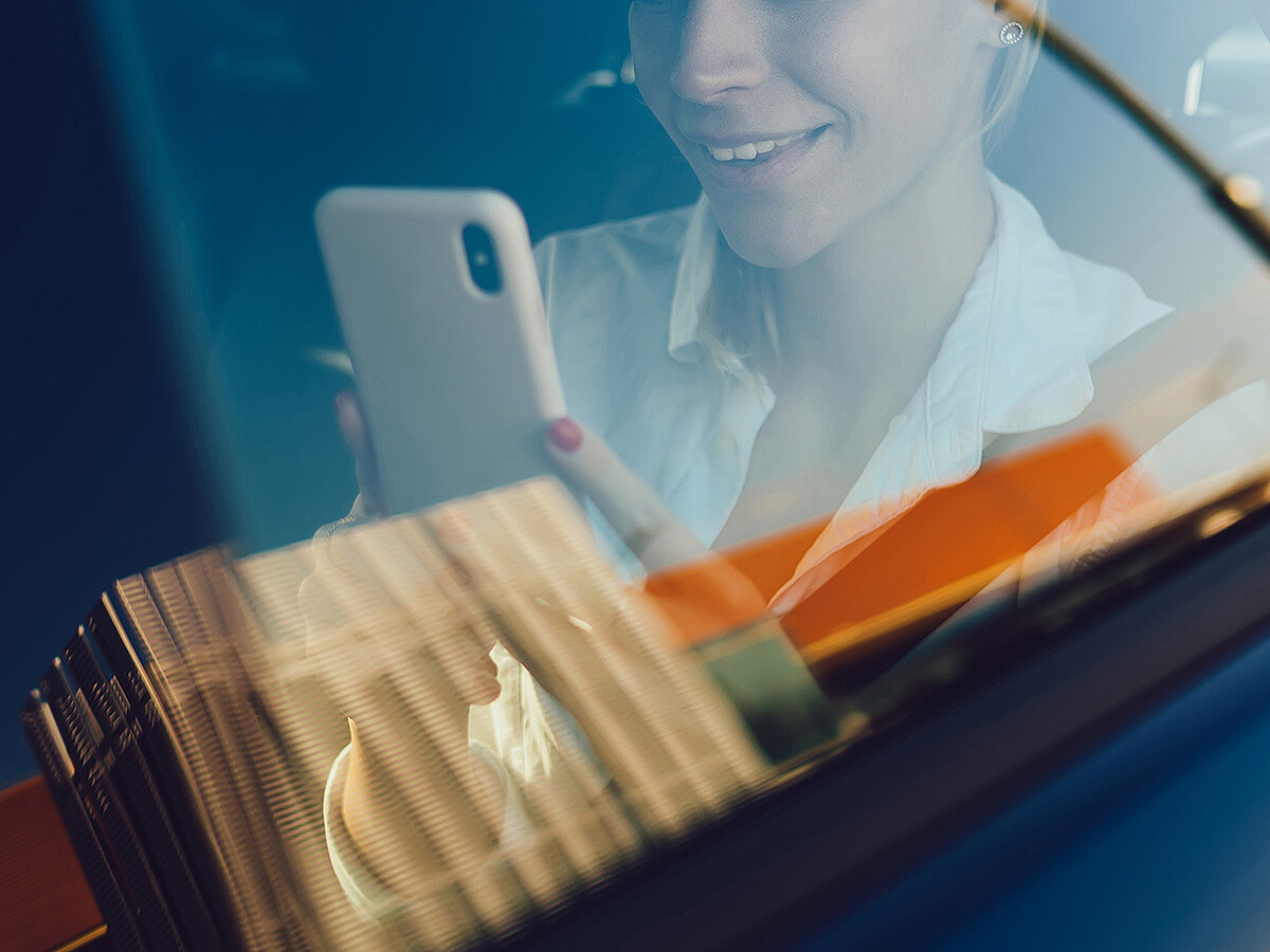 プロポーズされた恋人同士がホテルへ 見間違いだったと告白