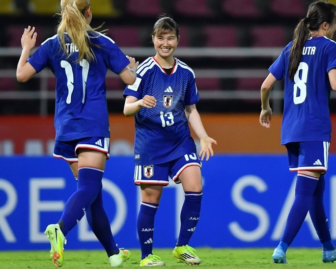 途中出場で2ゴールを挙げた木村。(C)AFC