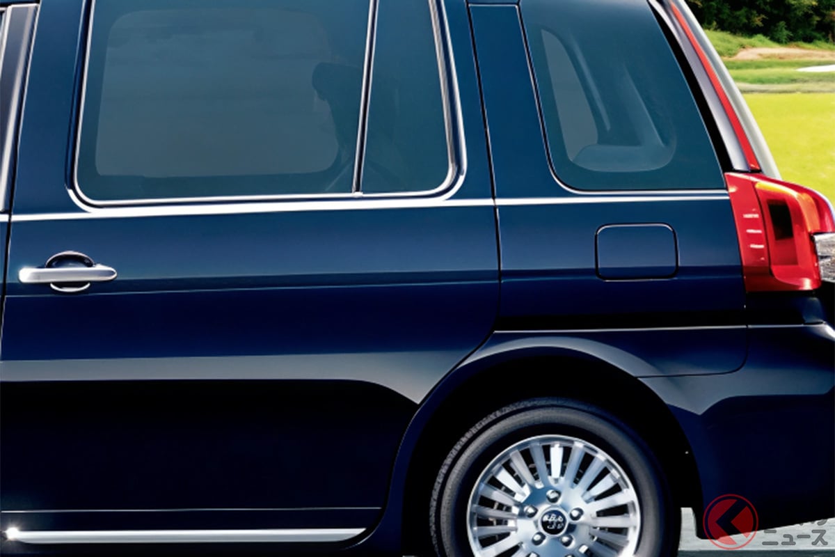  広々車内に専用装備が魅力の最新「“スライドドア”ワゴン」最高級モデルとは？ 