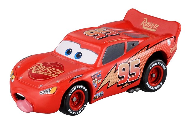 カーズトミカ15周年記念モデル！タカラトミー ディズニー／ピクサー