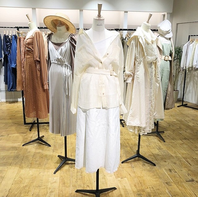 トップ100ダズリン 似 てる ブランド 人気のファッショントレンド