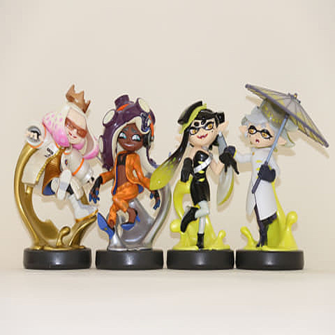 スプラ3」最新amiibo「シオカラーズ」と「テンタクルズ」を撮り