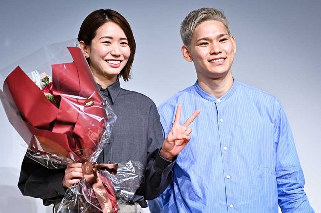 古賀さん（左）と西田（写真は2024年）【写真：中戸川知世】