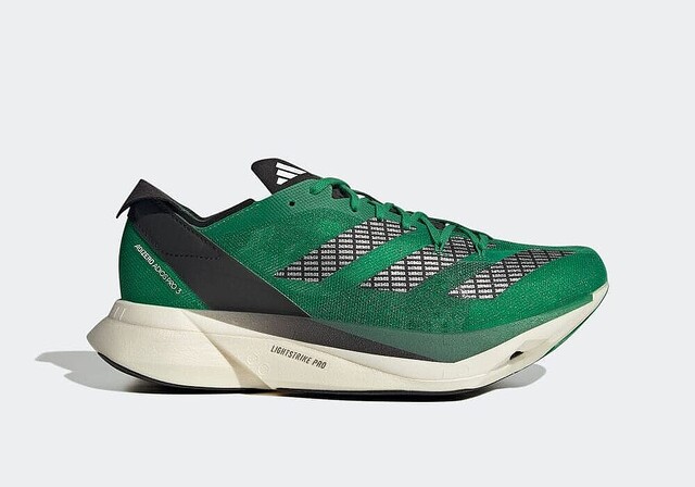 どの色も魅力的！ 歴史的勝利をカラーデザインで表現したアディゼロ