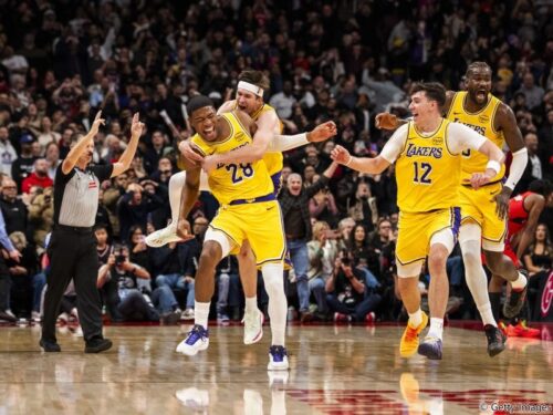 八村塁のキャリア初の“ゲームウィナー”にSNSで大きな反響…レブロンのストーリーも話題に