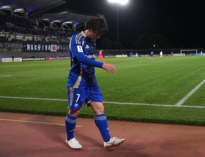 12分で交代を余儀なくされた相馬。(C)Getty Images