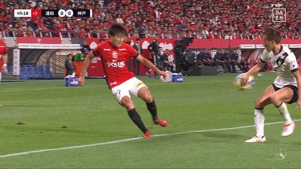 【映像】手をかすめた?際どいハンド疑惑のシーン