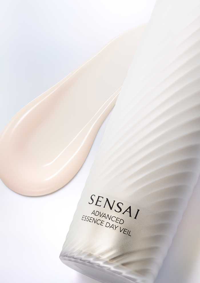 SENSAIのUV美容液が進化♡新次元ケアでハリを守るアドバンストデイ