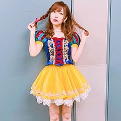 指原莉乃が白雪姫コスを披露 3時間でいいね2万5千件 ライブドアニュース 指原莉乃が白雪姫コスを披露 3時間でいいね2万5千件 ライブドアニュース