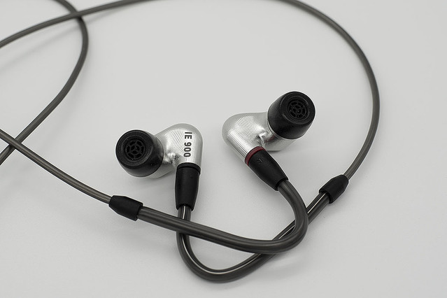 ゼンハイザー「IE 900」レビュー - 渾身のハイエンドサウンドを聴く