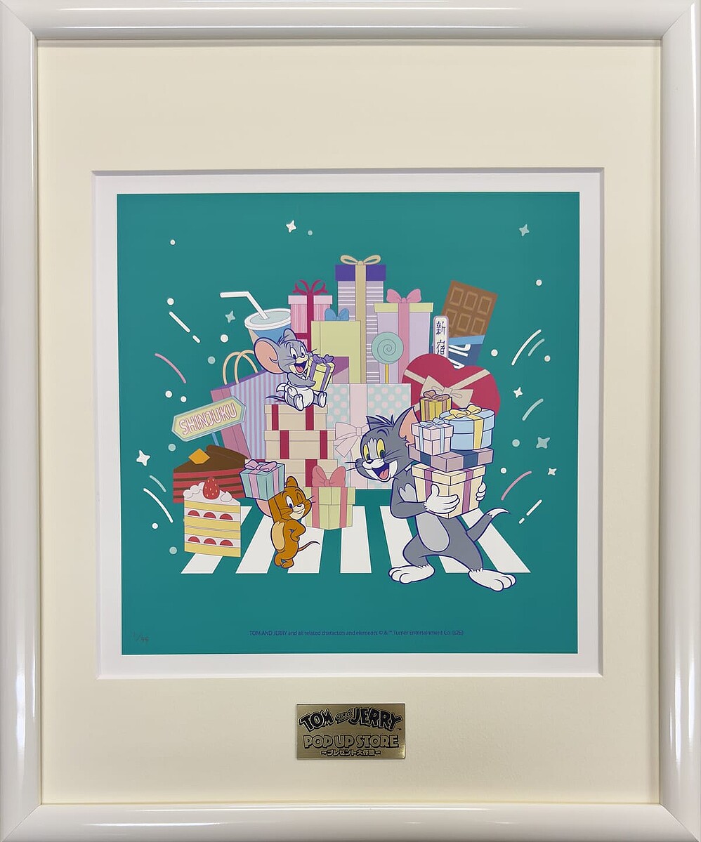 UAMOU - UAMOU added a new photo. 新宿三越伊勢丹 TOM and JERRY