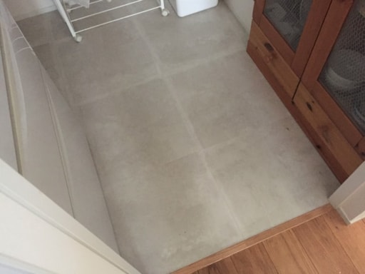 パントリーの間取を3年暮らして評価 扉不要 冷蔵庫は中or外 可動式の棚は ライブドアニュース