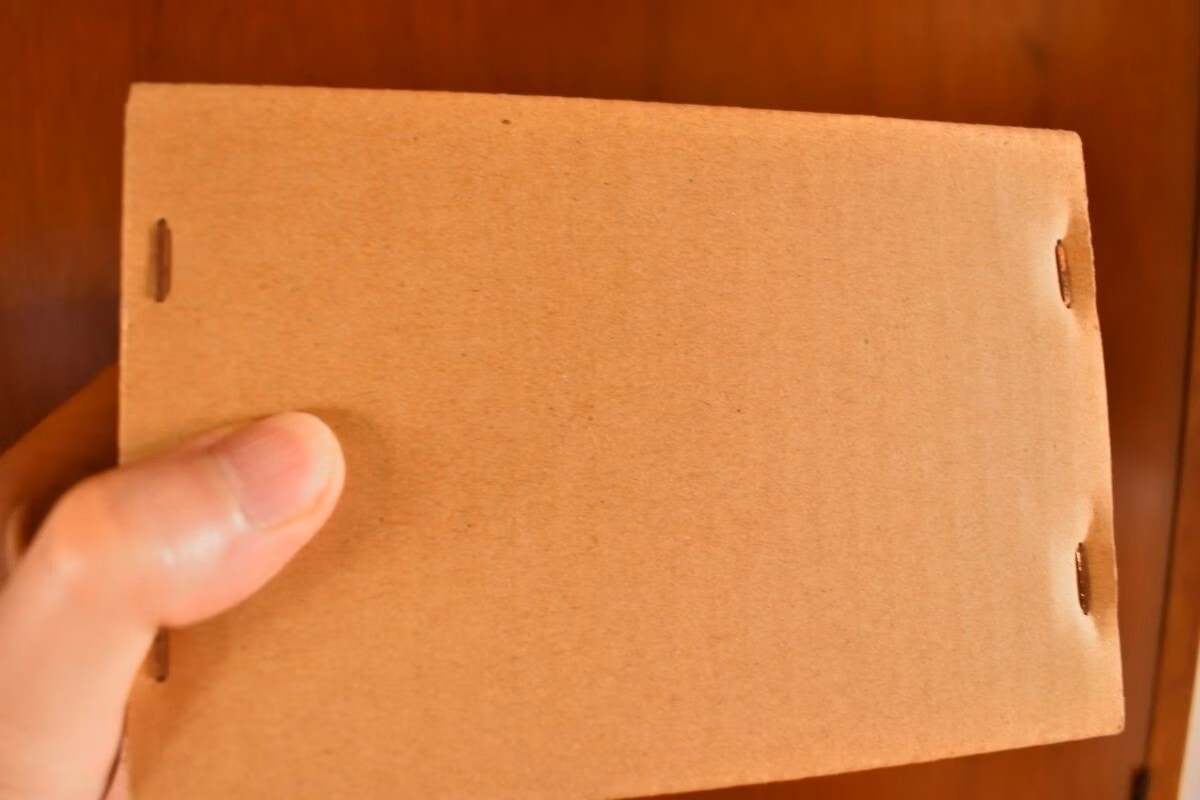 7万バズ！「疲れた日に使いなさい」3か月後に開封した「母のサプライズ」が優しすぎると話題に【ママリ】