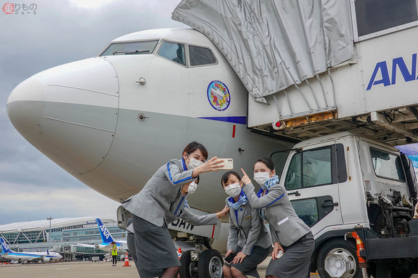 ANA「ずんぐりむっくり737」全機退役！ 16年の歴史に幕 ラストフライト