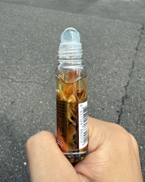 見た目が強烈すぎる……中身が気になるタイの虫刺され薬が話題に