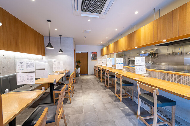 また食べたい」を誘う辛さ！ 元祖の流れを汲む広島つけ麺の名店へ