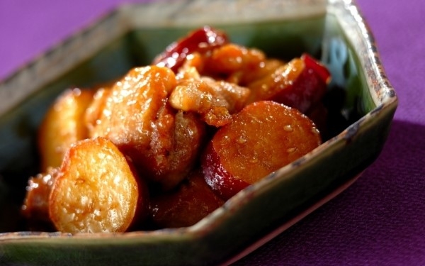 「鶏もも肉×サツマイモ」のレシピ5選 ご飯に合う絶品おかずなど