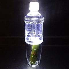 身近な物を使った簡易ランプの作り方 警視庁がtwitterで紹介 ライブドアニュース 身近な物を使った簡易ランプの作り方 警視庁がtwitterで紹介 ライブドアニュース