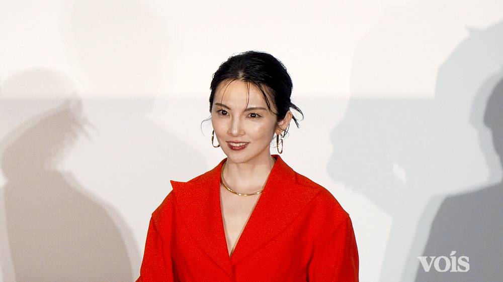 田中麗奈、主演作　満員の客席に感無量　２億円超えの純金タコ焼き器に緊張「ご利益が」