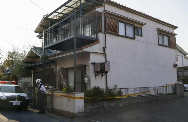 大阪市西淀川区の住宅の浴槽内に男性遺体 閉められたふたの上に物