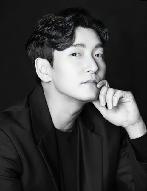 チョ・スンウ、ミュージカル「オペラ座の怪人」準備中の苦労を明かす