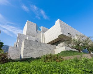 最高裁判所(yu_photo - stock.adobe.com)