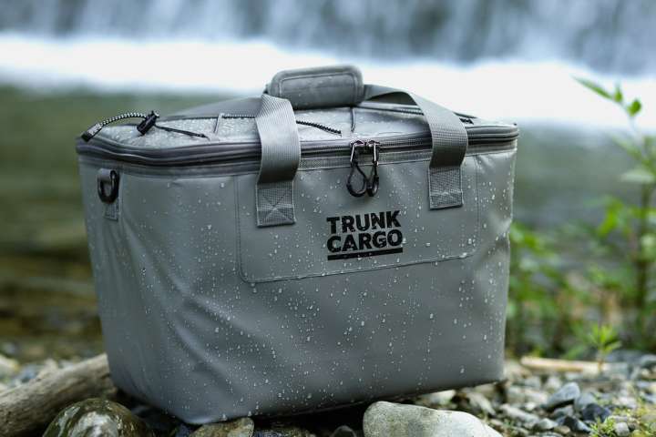 トランクカーゴ愛用者必見。たっぷり入る26Lのソフトクーラーがシリーズに仲間入り！